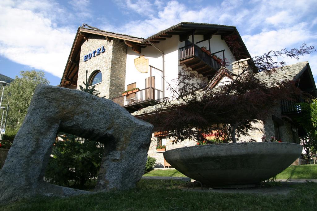Hotel Chalet La Meridiana Saint-Pierre Buitenkant foto